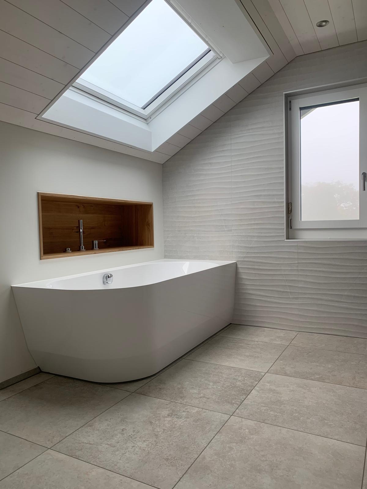 Modernes Badezimmer – le plombier GmbH